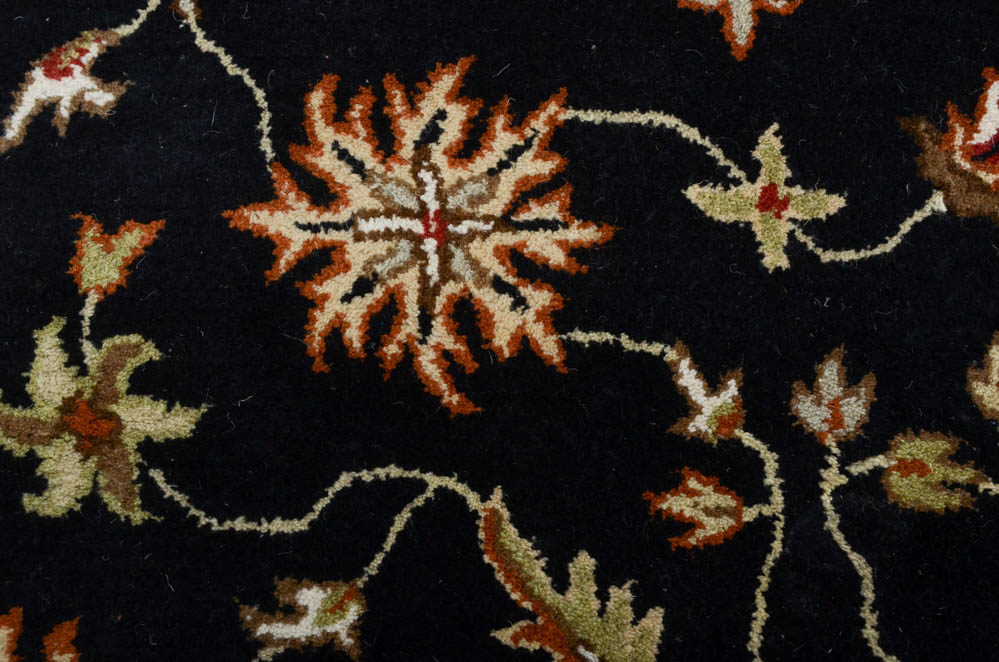 Hand Tufted Broyhill Wool Area Rug