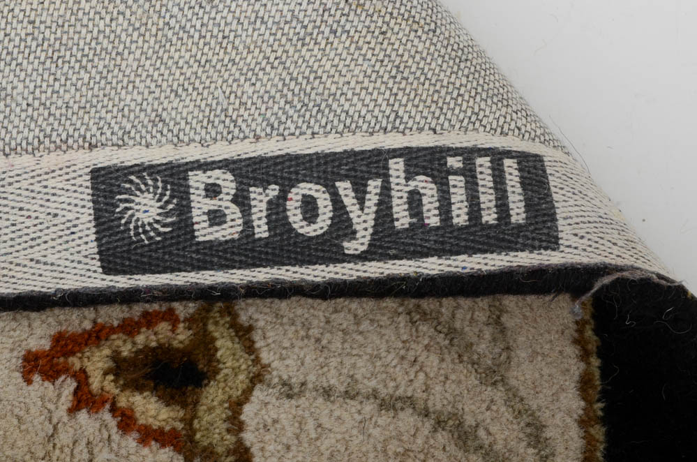 Hand Tufted Broyhill Wool Area Rug