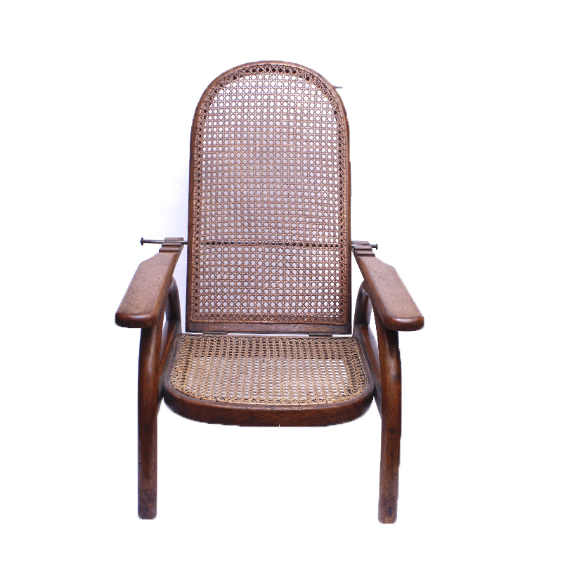 Thonet Child's Bentwood Lounge Chair