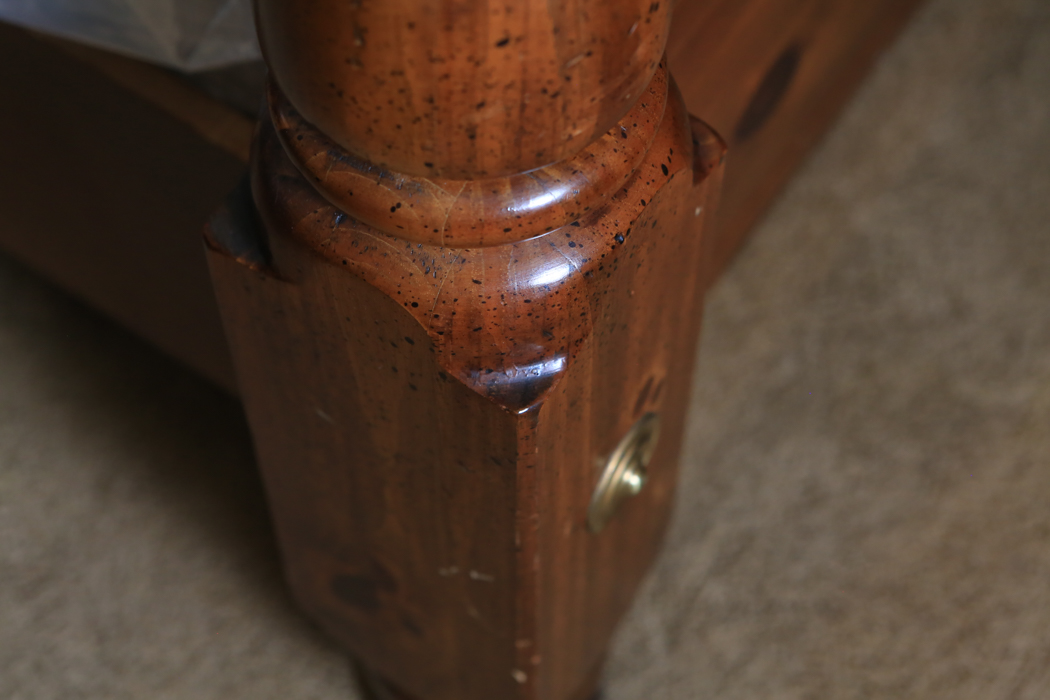 Queen Size Four Post Solid Wood Bed Frame