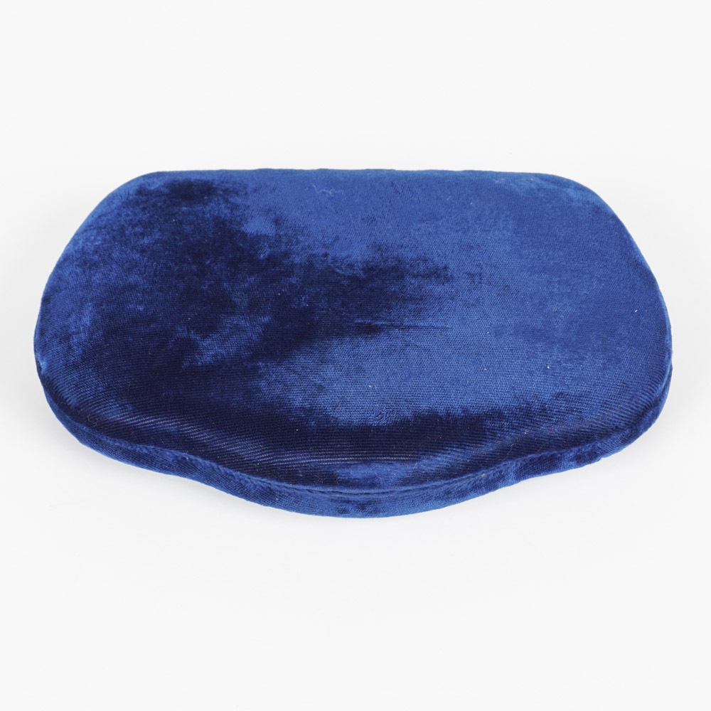 Sea-Island Cultured Pearl Necklace with Gold Clasp