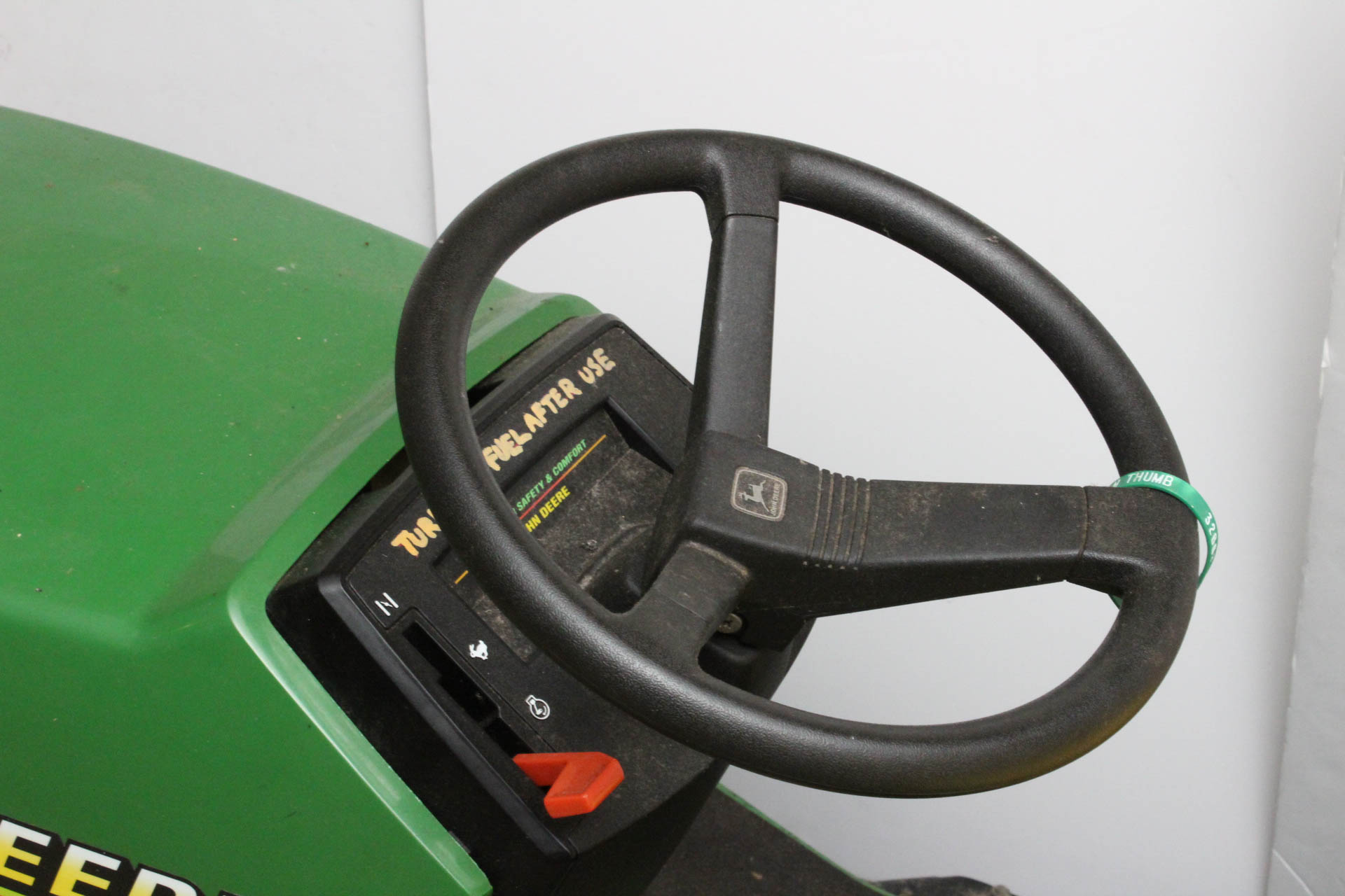 John Deere STX38 Lawn Tractor