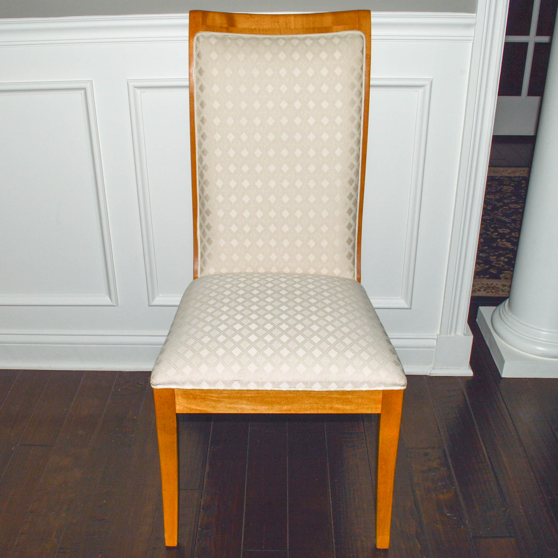 Stanley Furniture Dining Table and Six Chairs