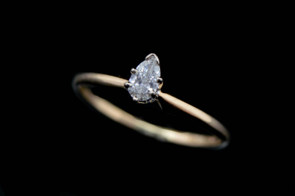 0.18 CT Diamond and 14K Yellow Gold Engagement Ring