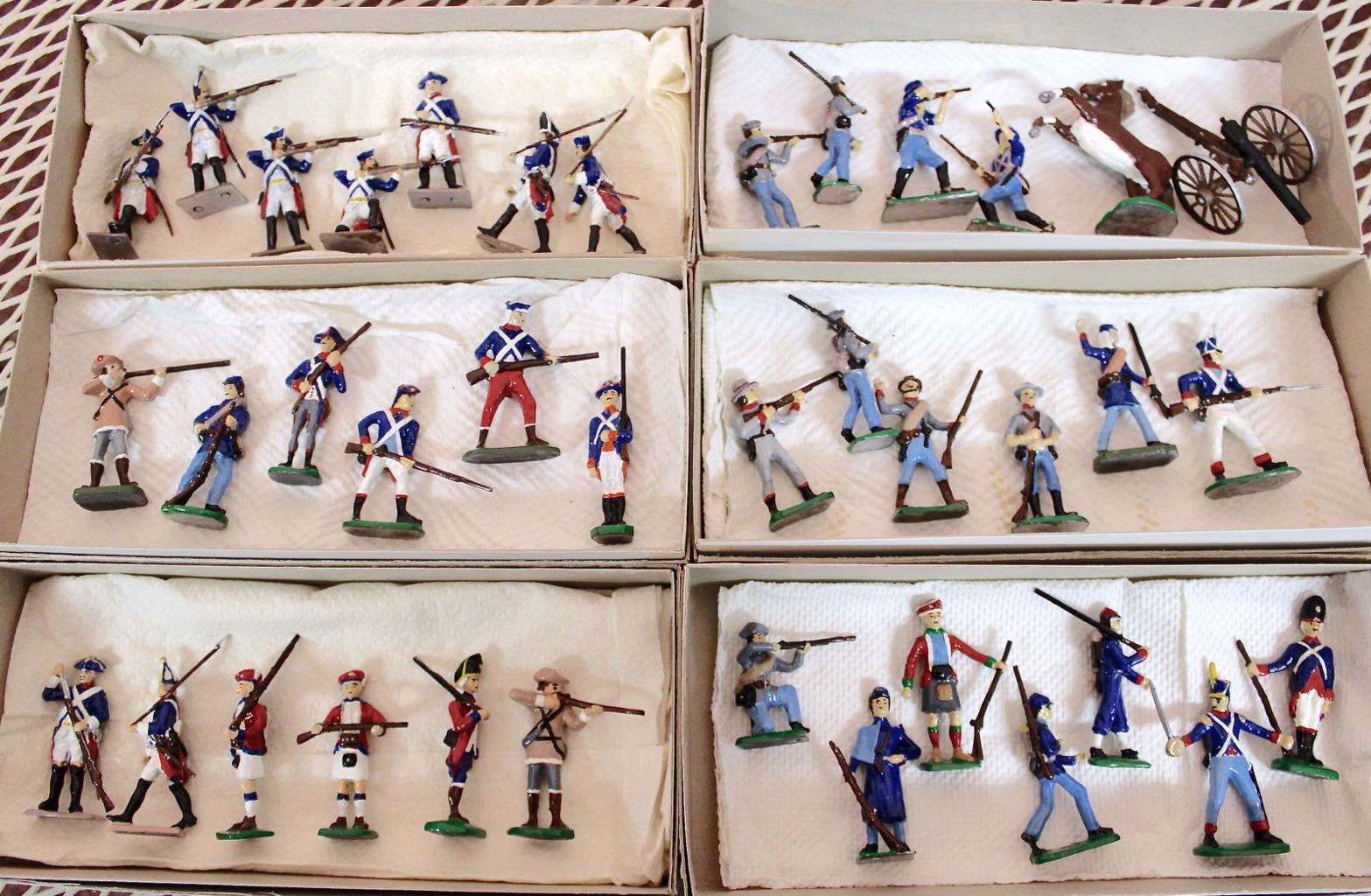 Revolutionary War Cast Metal Toy Soldier Collection of 38 Figures