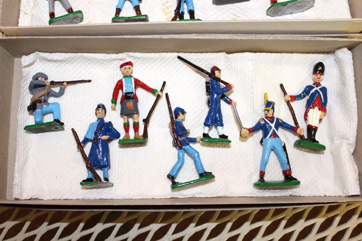 Revolutionary War Cast Metal Toy Soldier Collection of 38 Figures