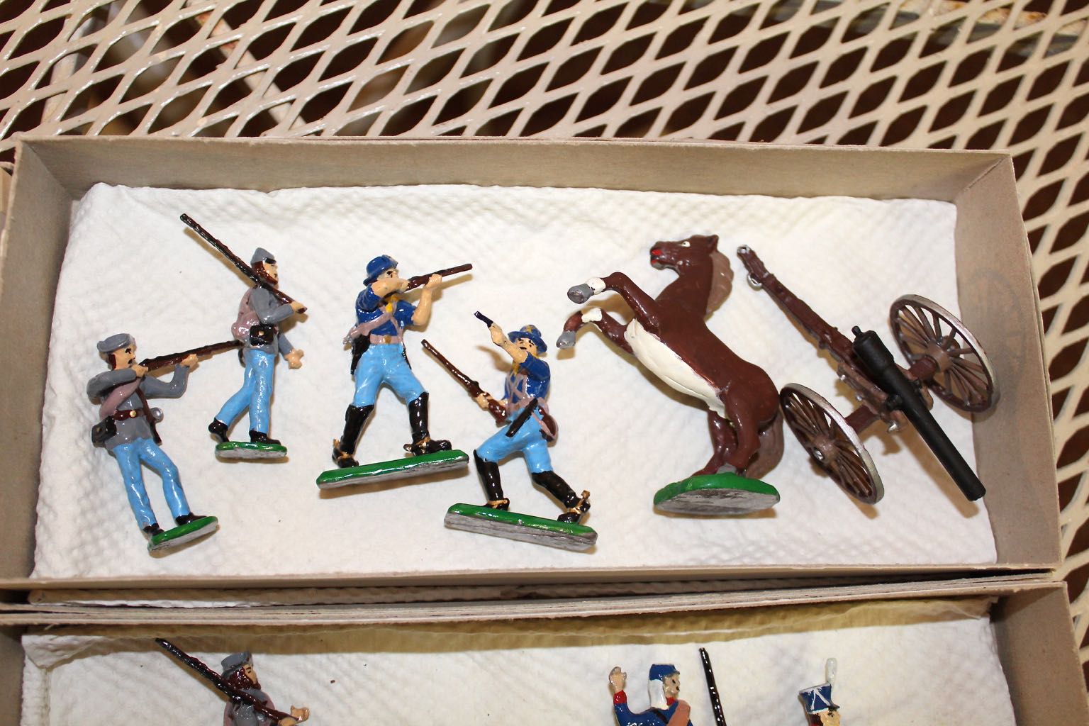 Revolutionary War Cast Metal Toy Soldier Collection of 38 Figures
