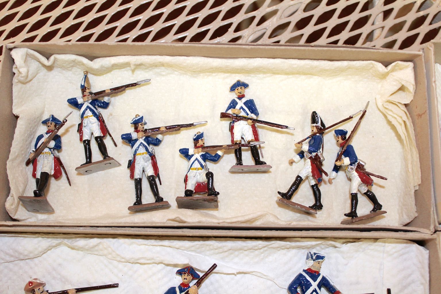 Revolutionary War Cast Metal Toy Soldier Collection of 38 Figures