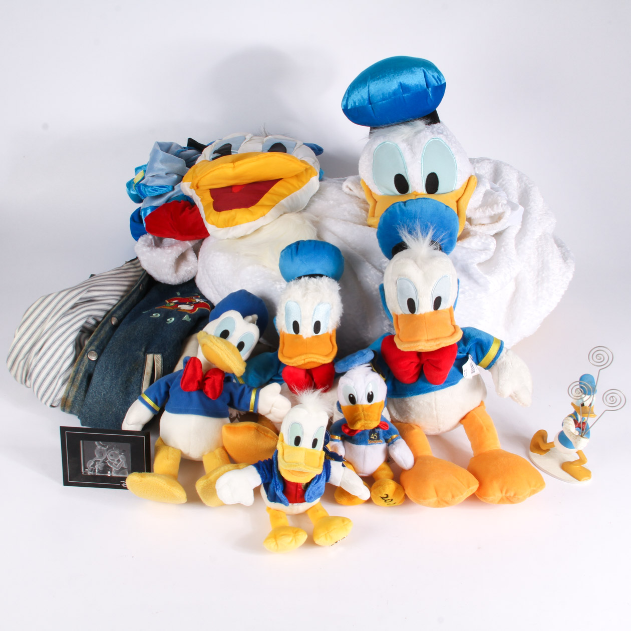 Collection of Donald Duck Items