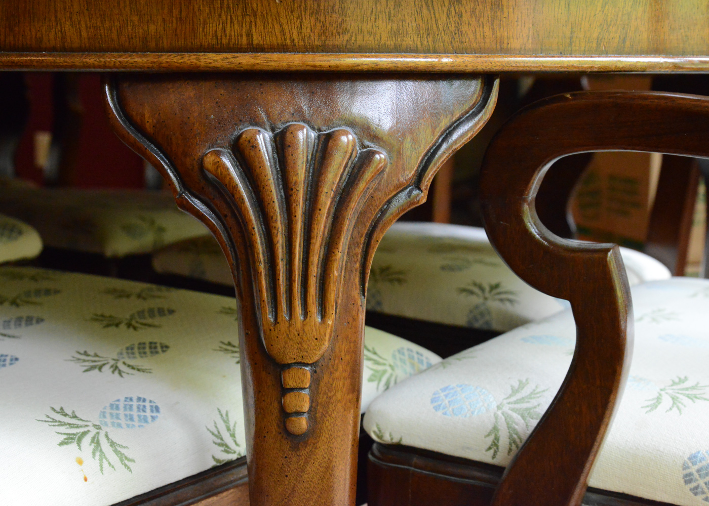 Drexel Heritage Mahogany Dining Room Table and Chairs