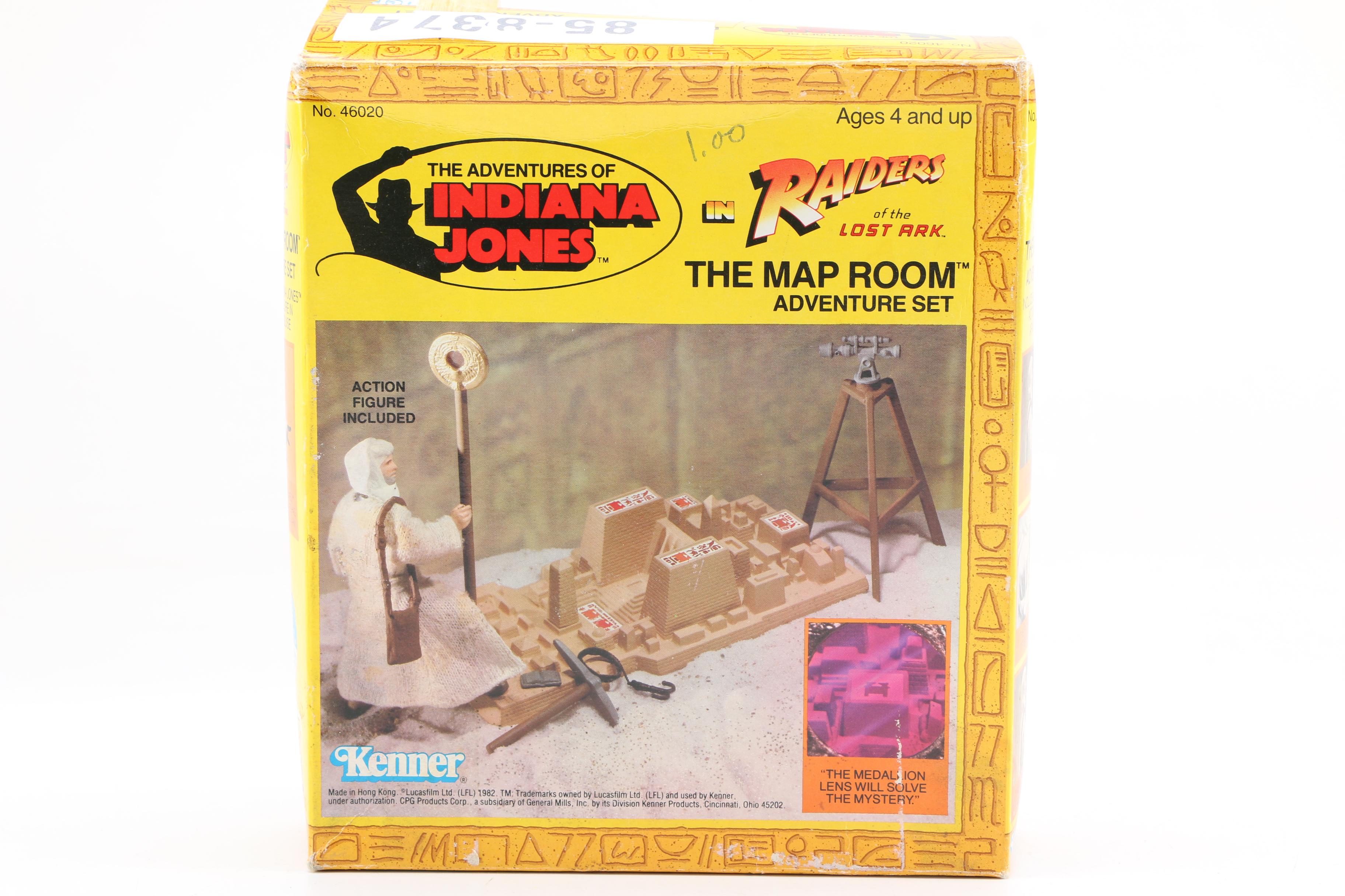 "Jurassic Park" and "Indiana Jones" Toys with Model Car