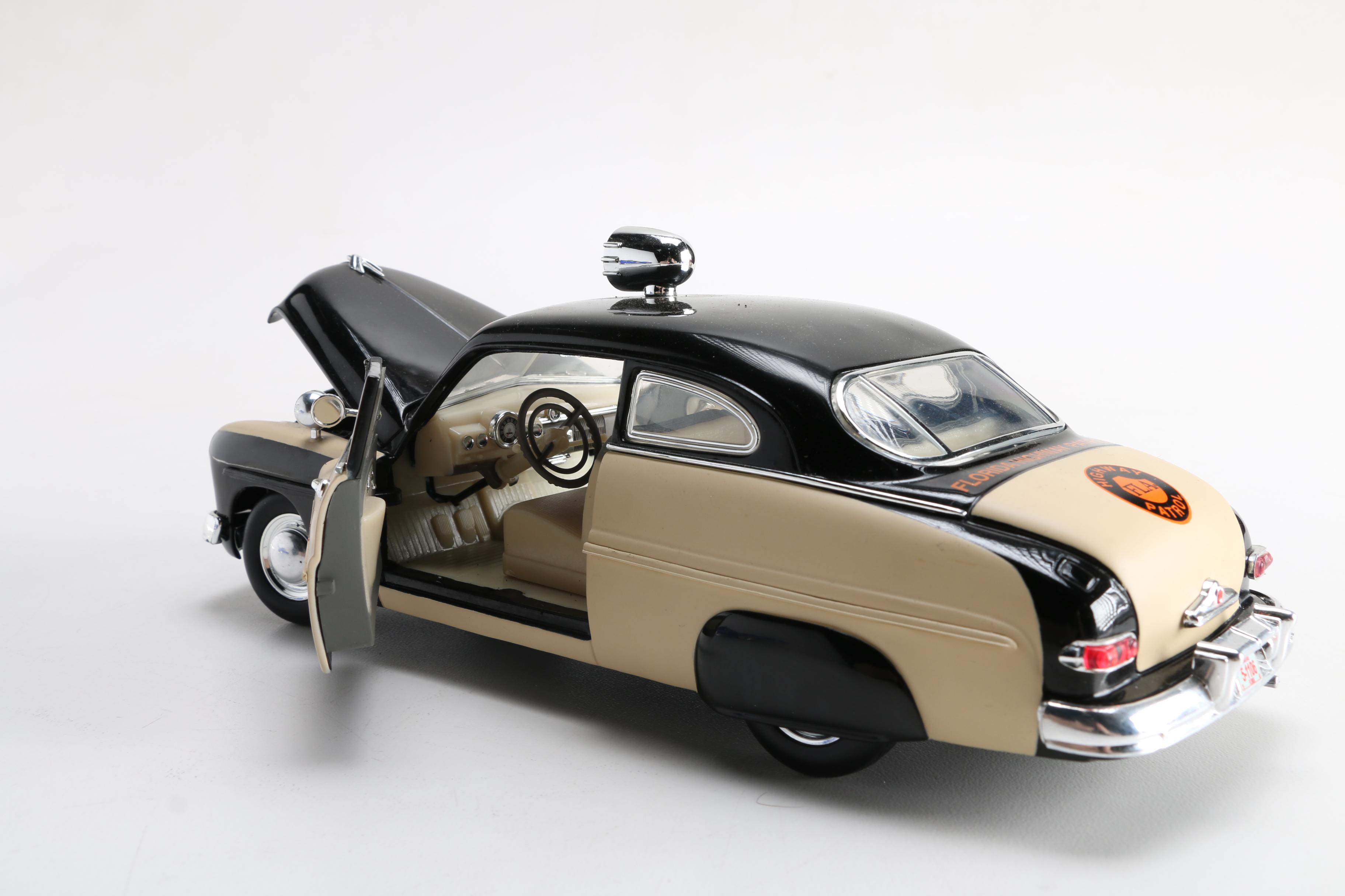 1:18 Scale Die-Cast Police Cars