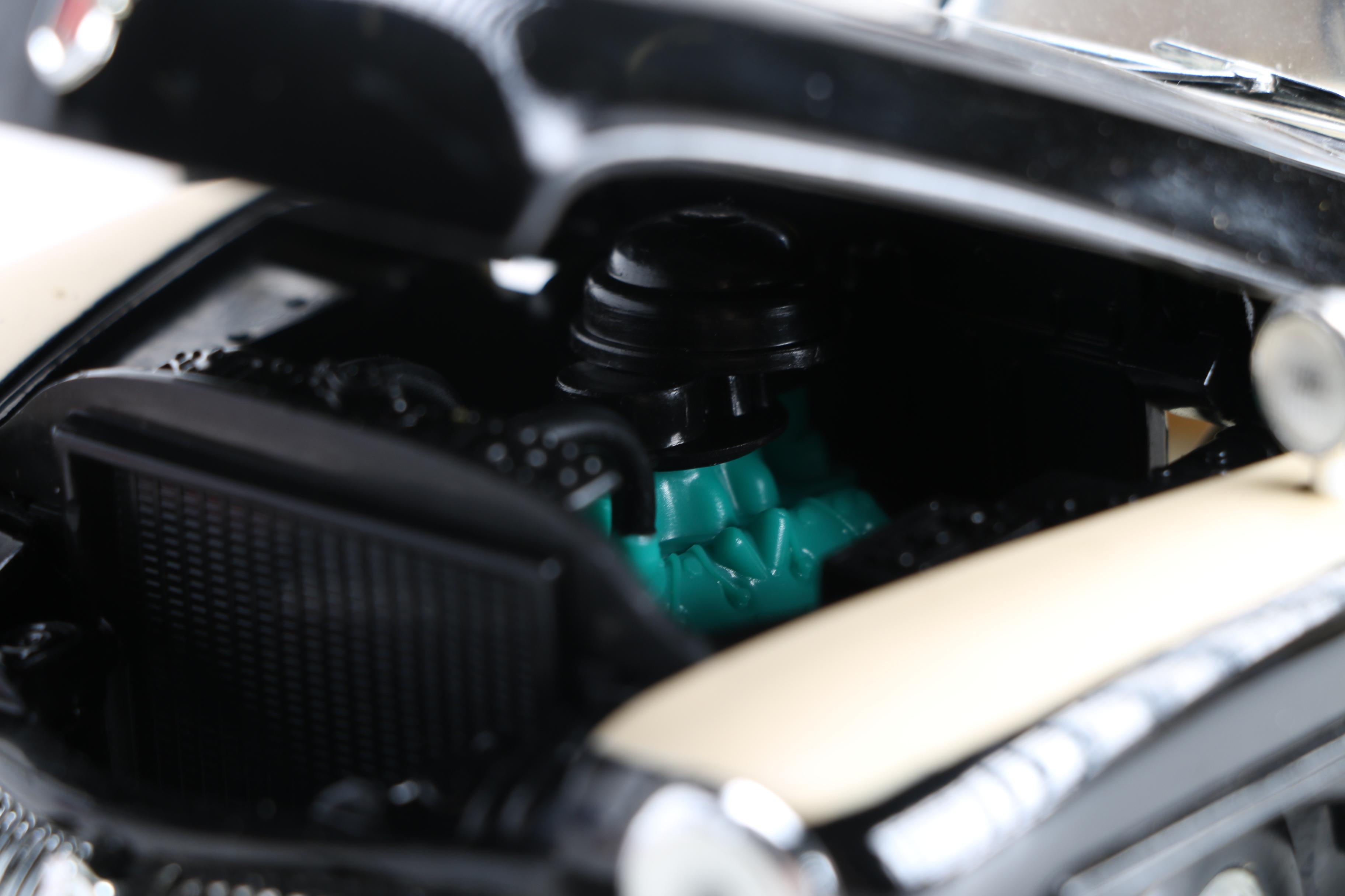 1:18 Scale Die-Cast Police Cars