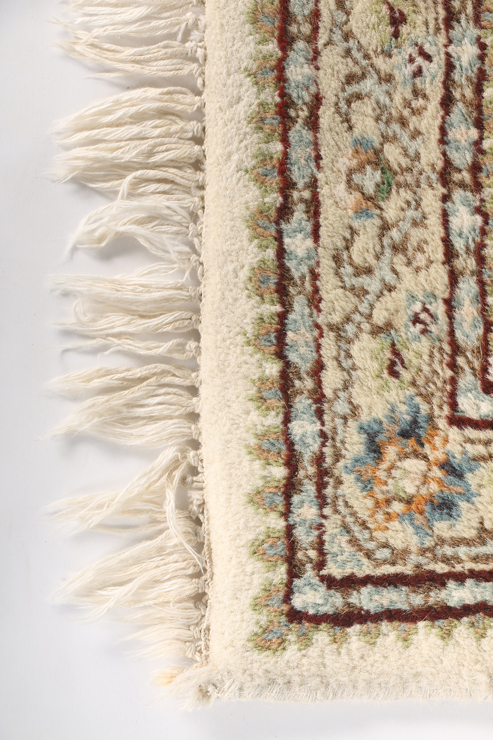 Handwoven Tabatabai Tabriz Style Accent Rug