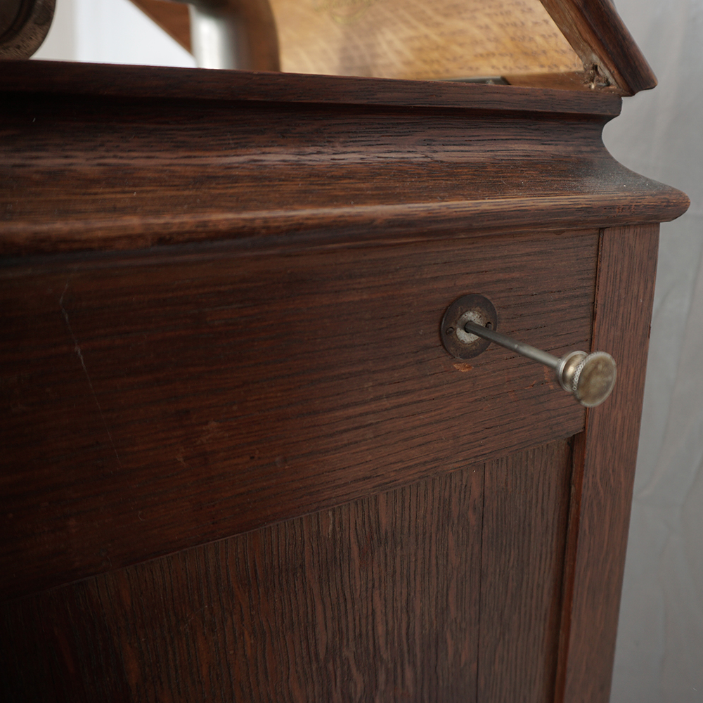 Antique Cecilian Phonograph in Mahogany Case