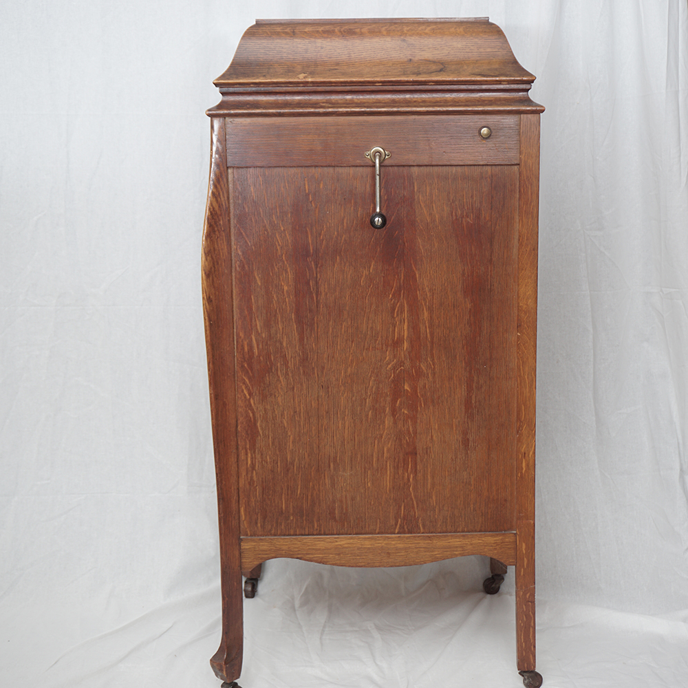 Antique Cecilian Phonograph in Mahogany Case