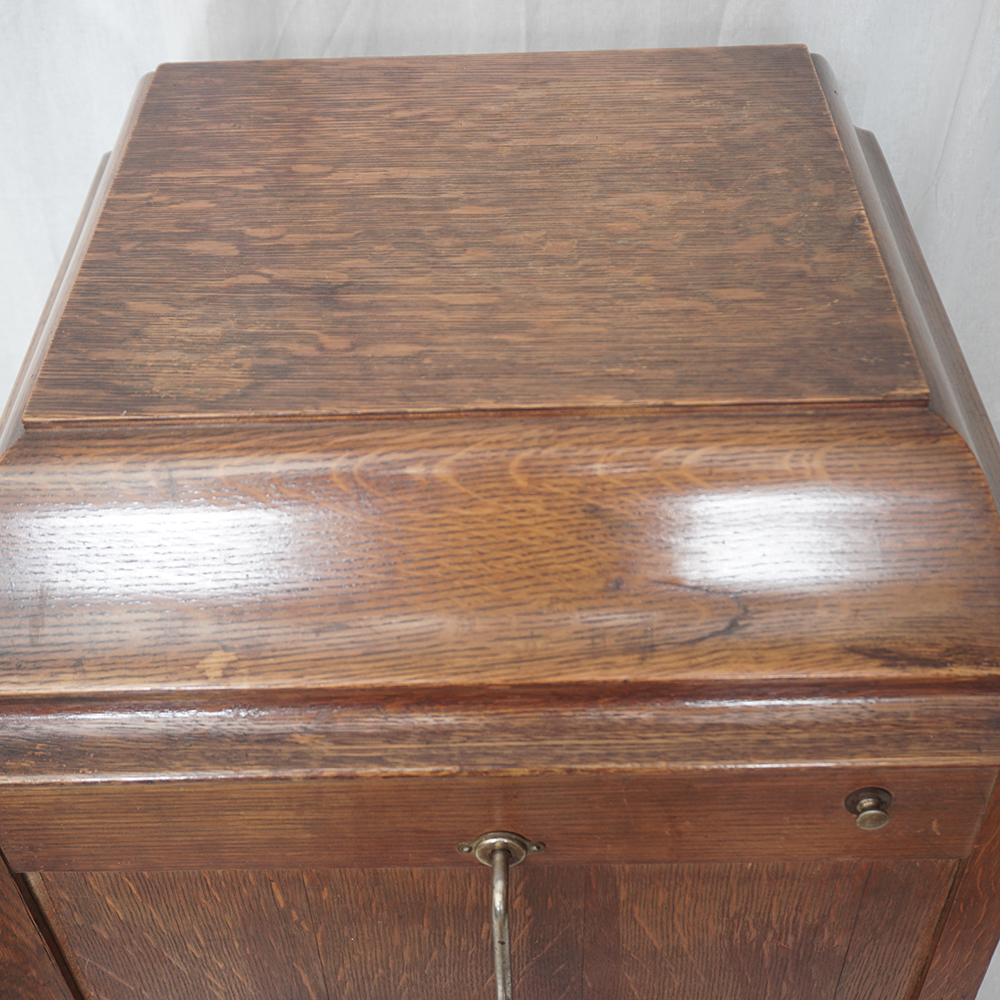 Antique Cecilian Phonograph in Mahogany Case