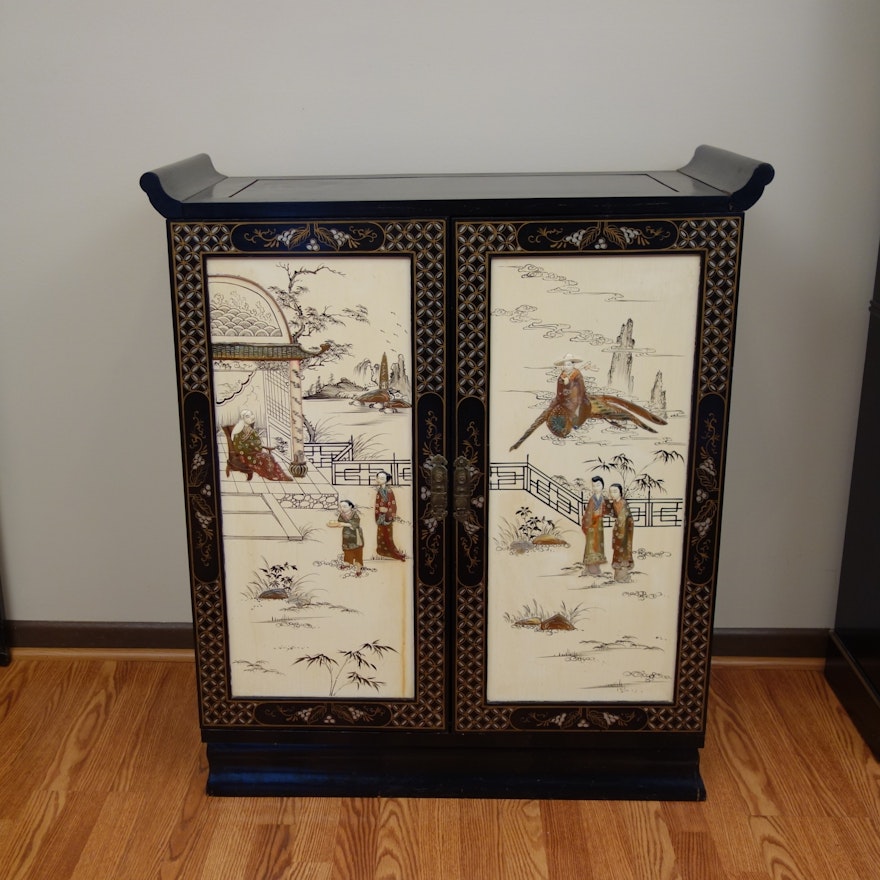 Vintage Chinoiserie Black & White Laquer Bar Cabinet