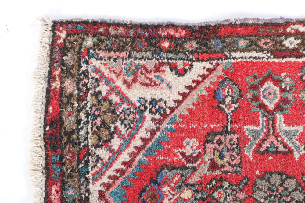 Original Aliakbar Momeni Hand Knotted Hamadan Accent Rug