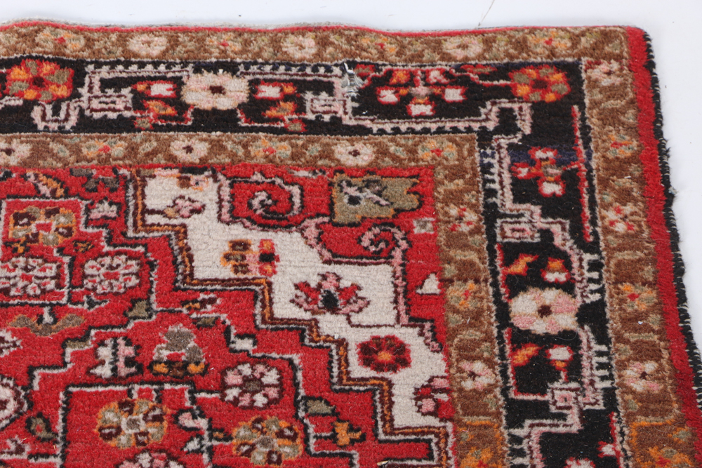 Handwoven Heriz Area Rug