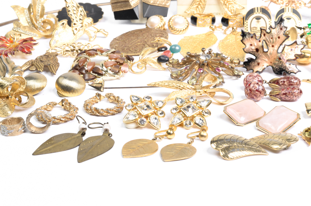Collection of Costume Brooches and Earrings