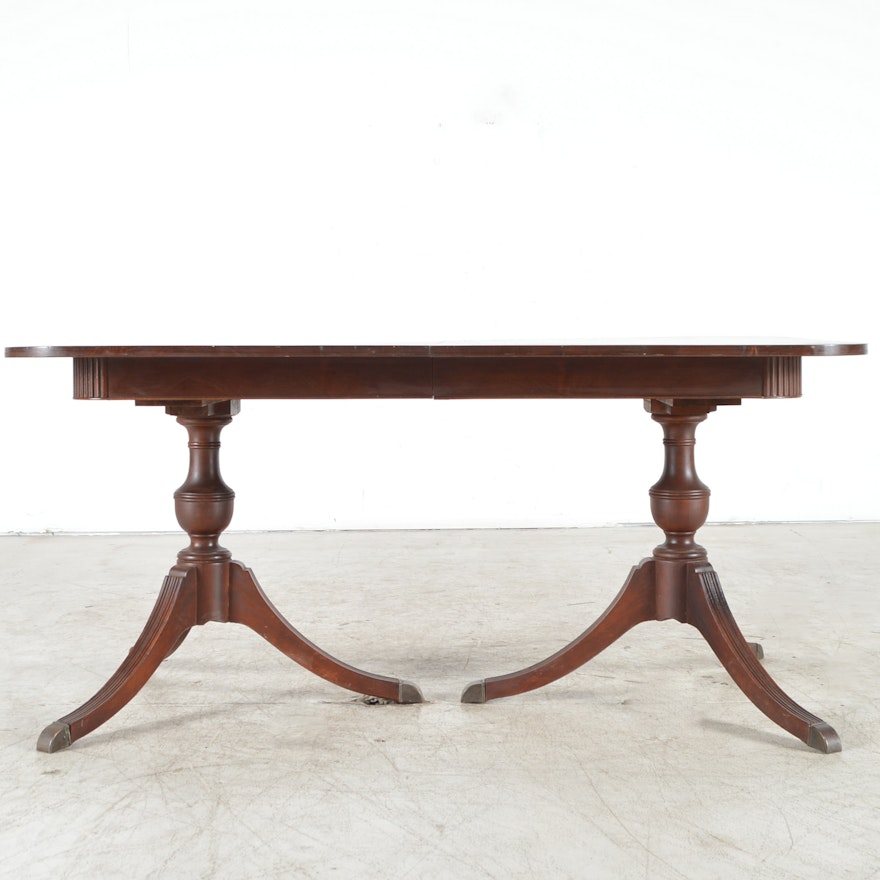 Mahogany Veneer Federal Style Two Pedestal Dining Table