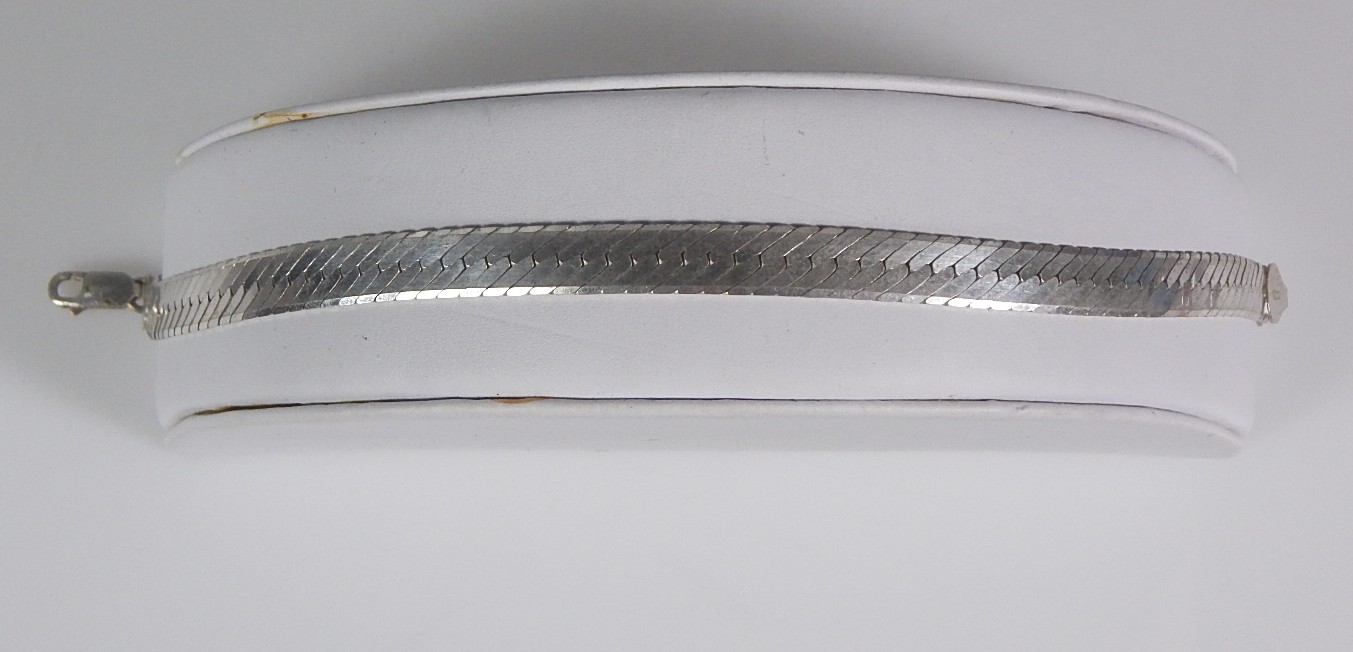 8.25" Sterling Silver Flat Herringbone Bracelet