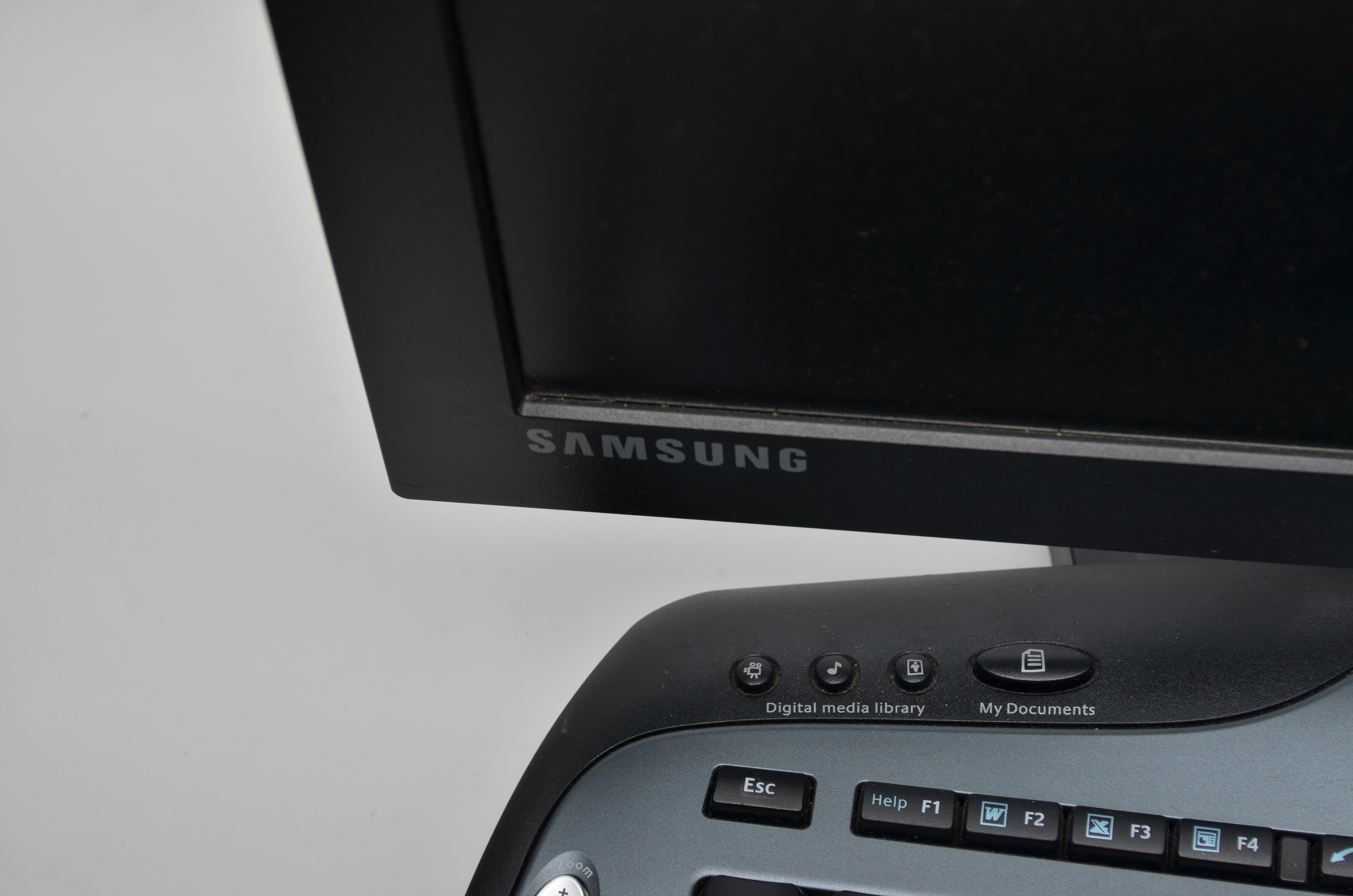 Dell Computer Tower, Superscope Microphone and Accessories