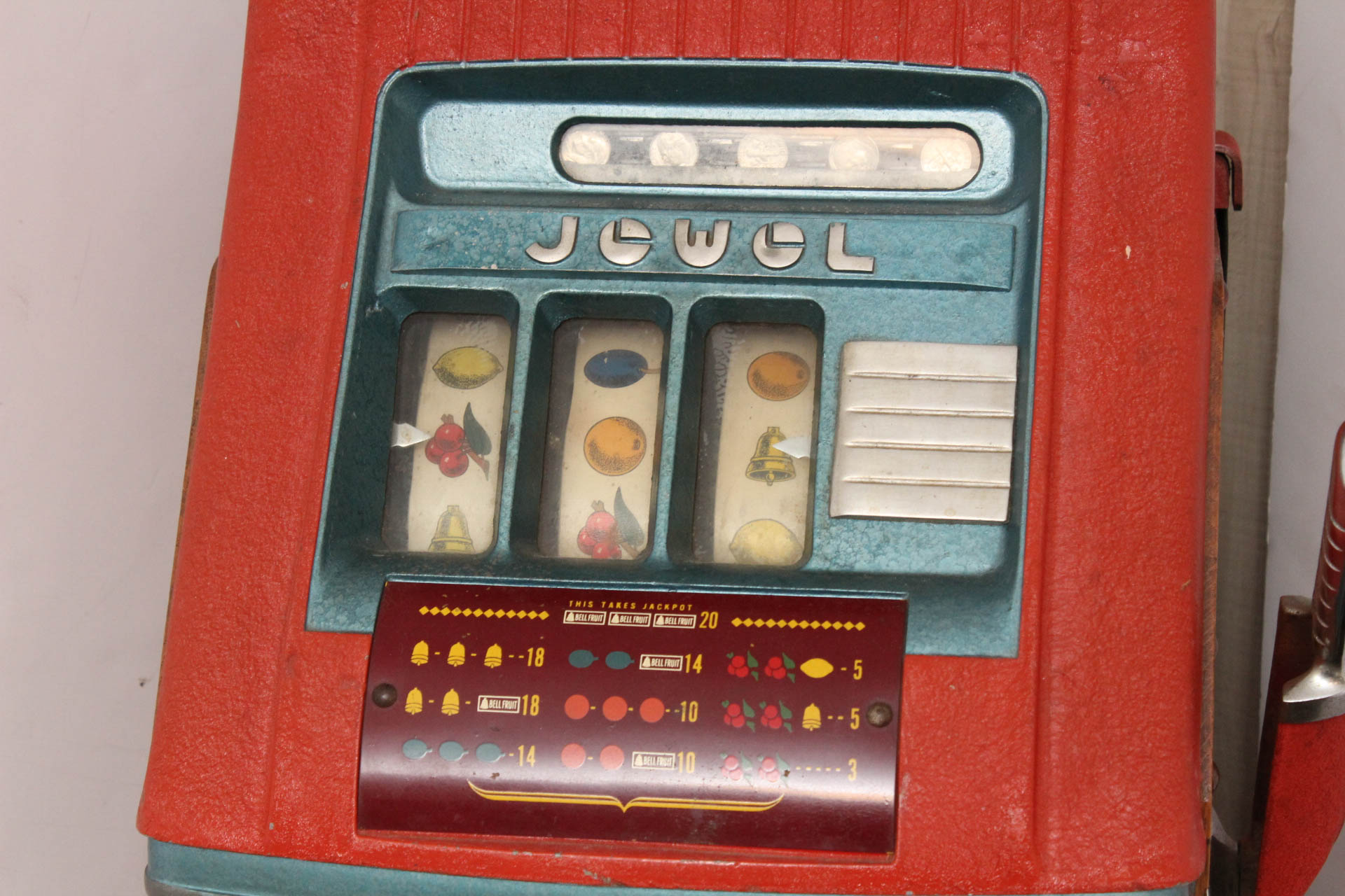 Jewel Ten Cent Slot Machine