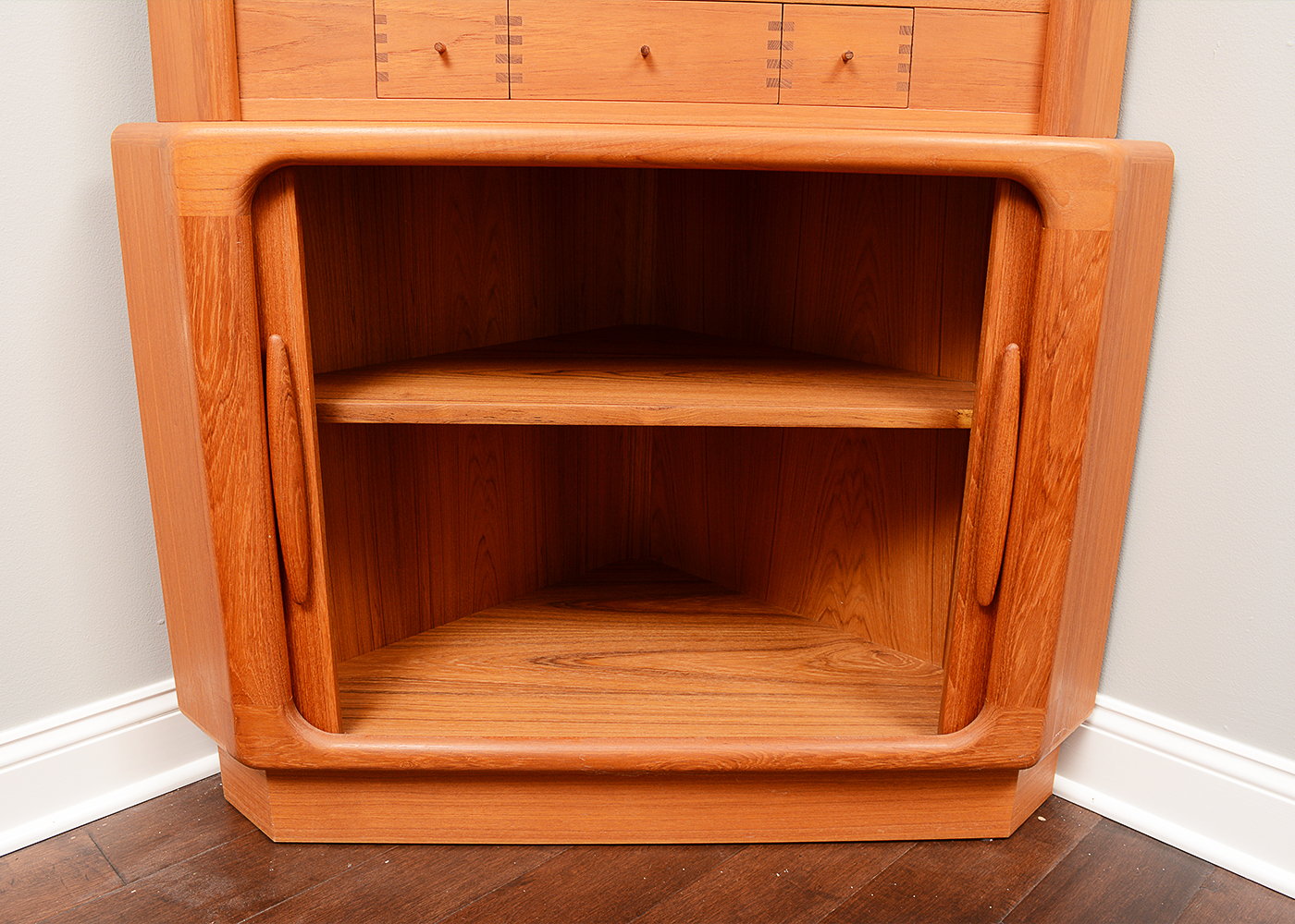 Mid Century Modern Illuminated Corner Cabinet