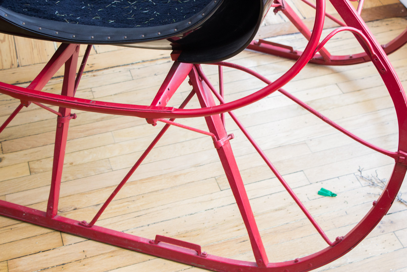 Fully Restored Sleigh with Tufted Leather Seat