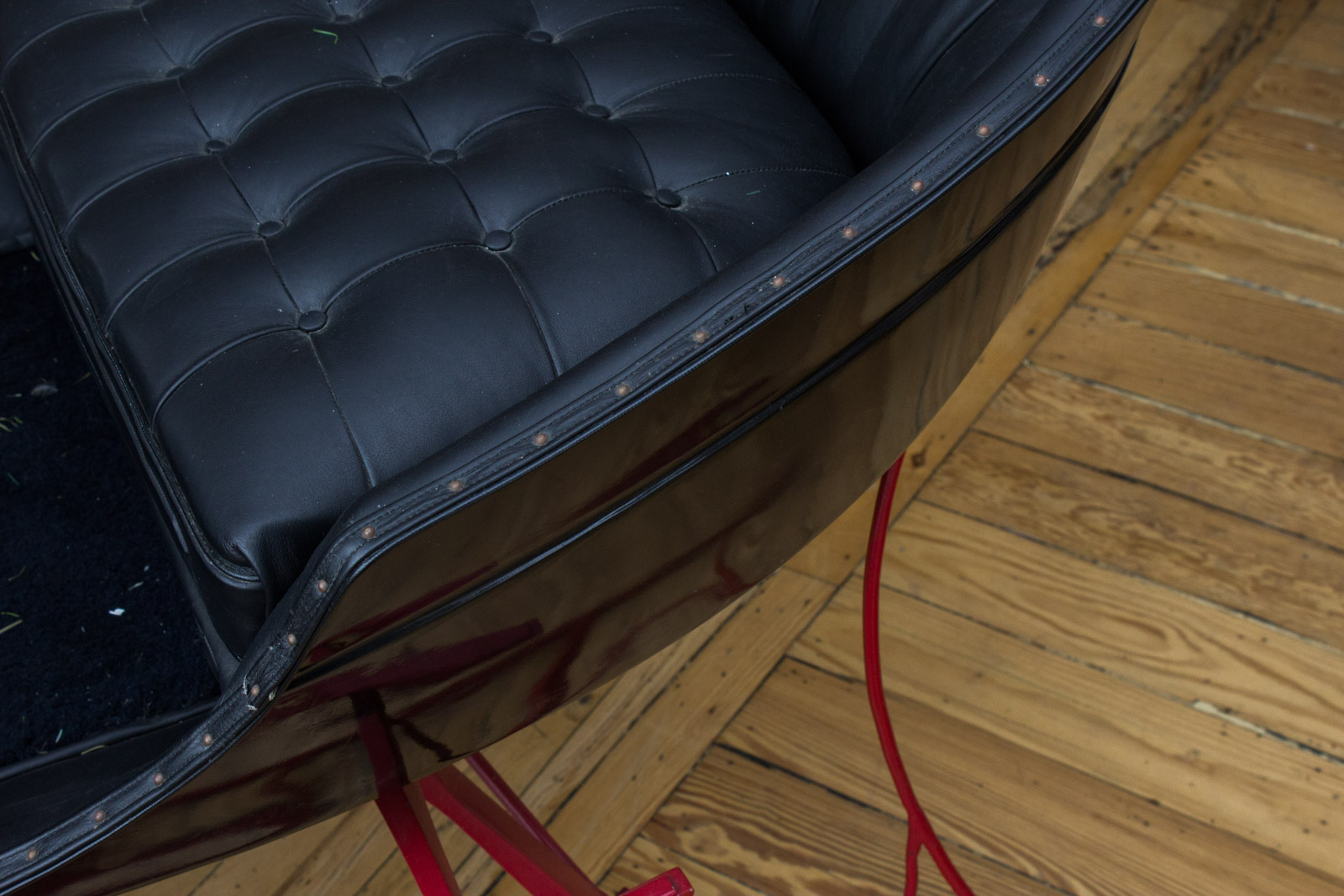 Fully Restored Sleigh with Tufted Leather Seat