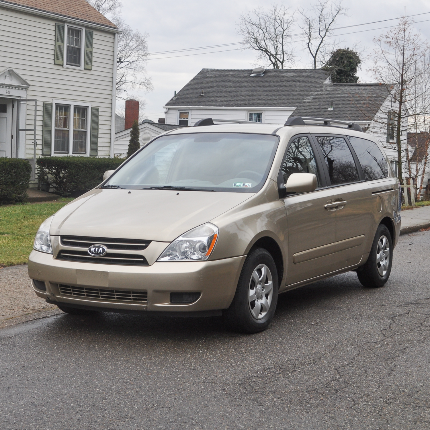 2007 Kia Sedona LX Minivan