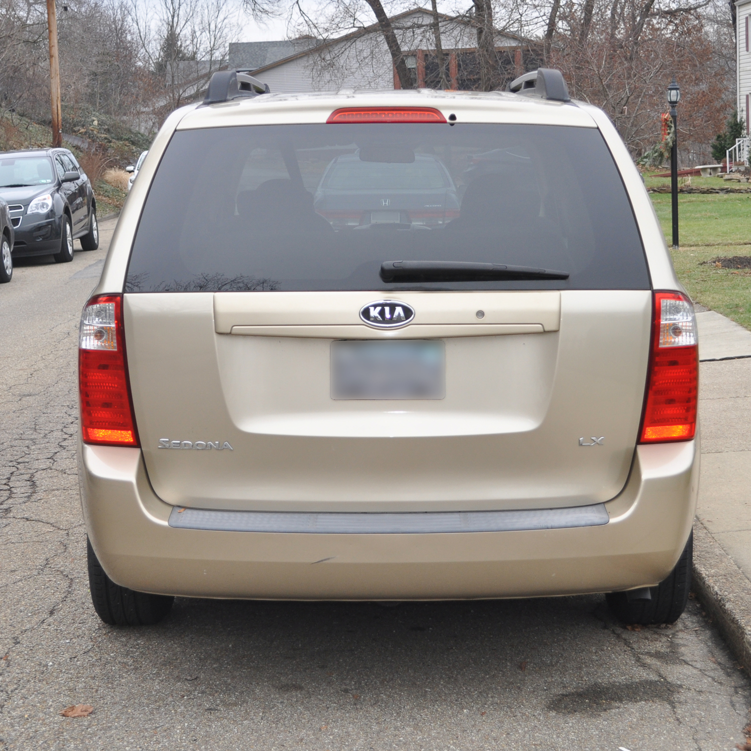 2007 Kia Sedona LX Minivan