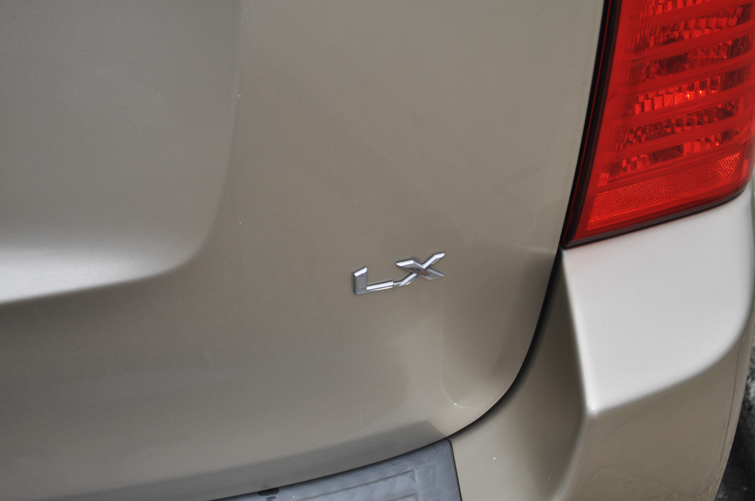 2007 Kia Sedona LX Minivan