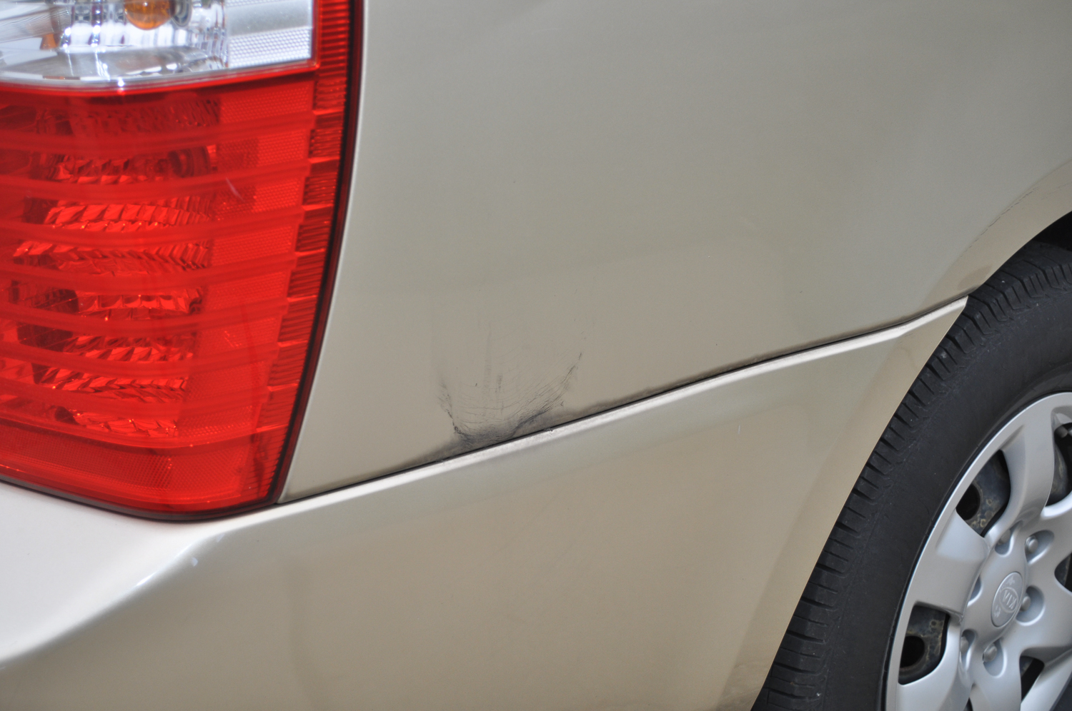 2007 Kia Sedona LX Minivan