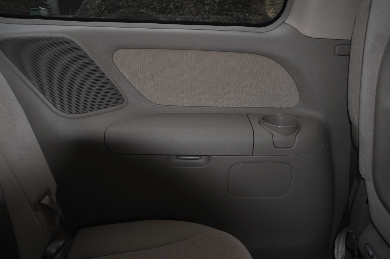 2007 Kia Sedona LX Minivan