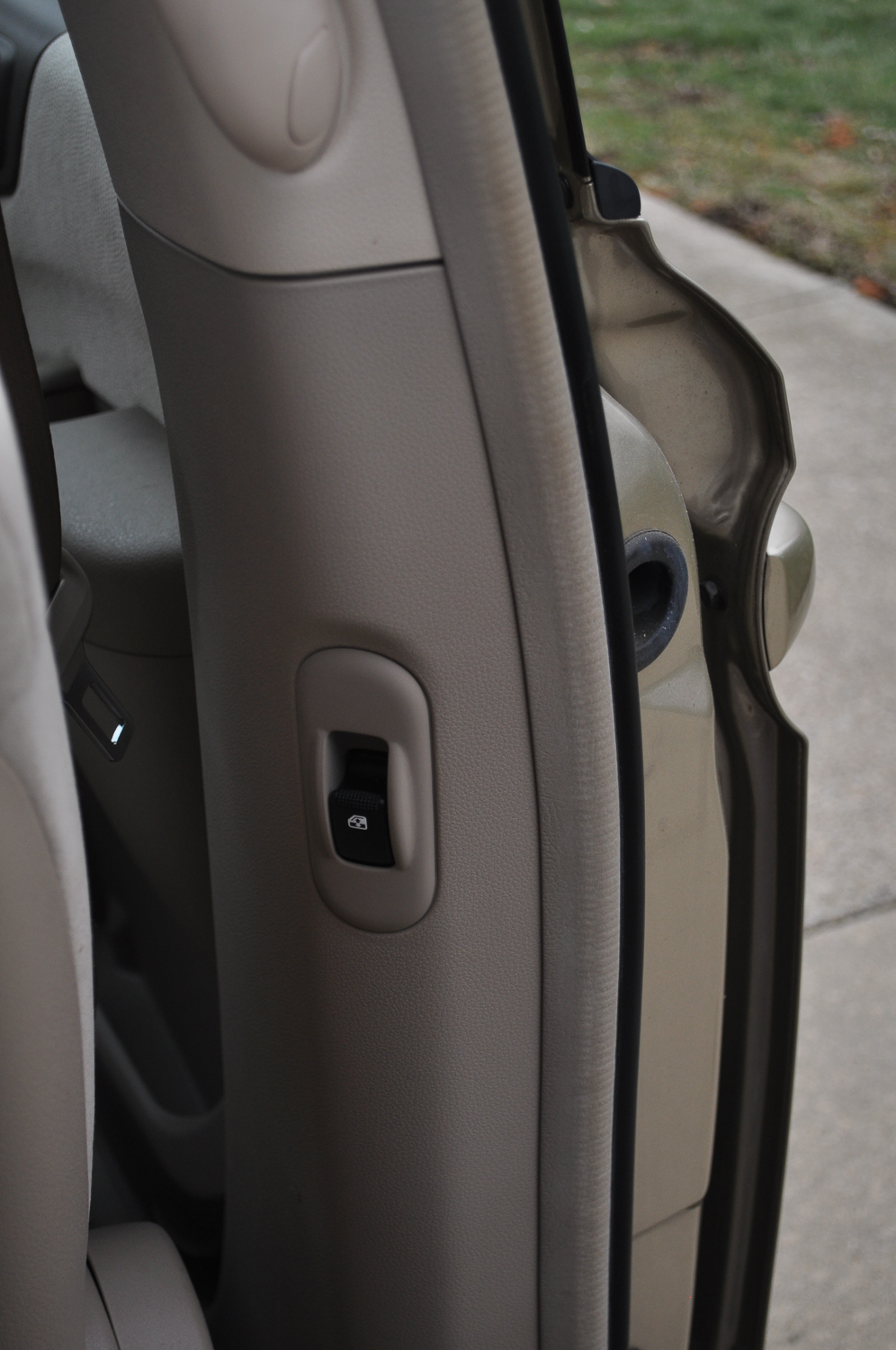 2007 Kia Sedona LX Minivan