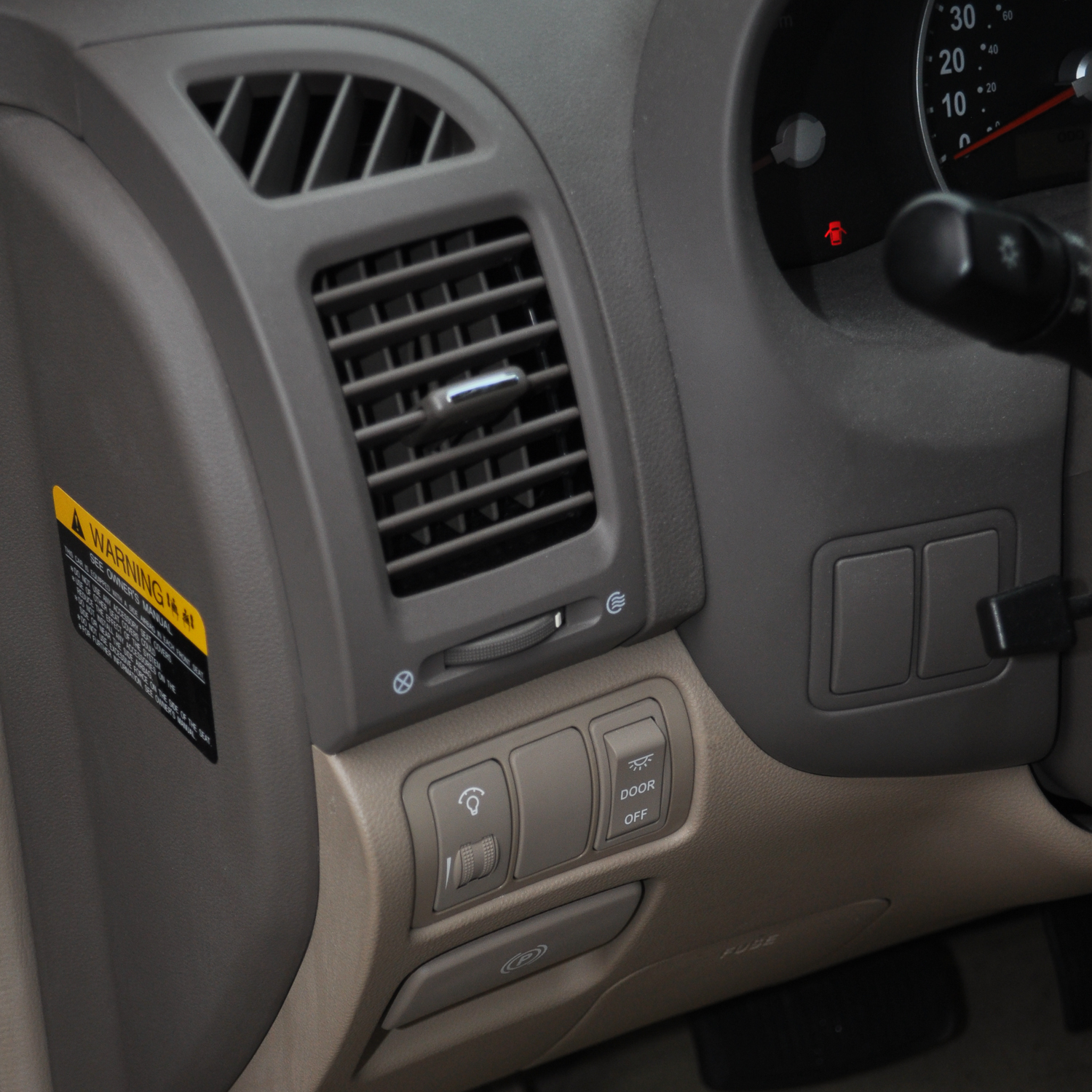 2007 Kia Sedona LX Minivan