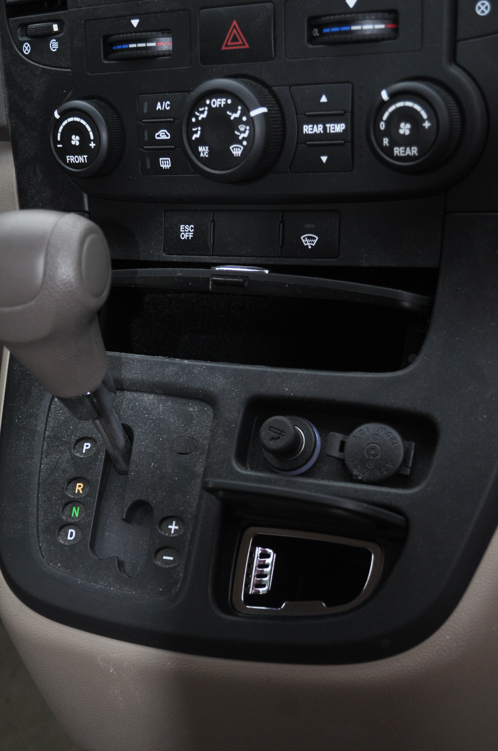 2007 Kia Sedona LX Minivan