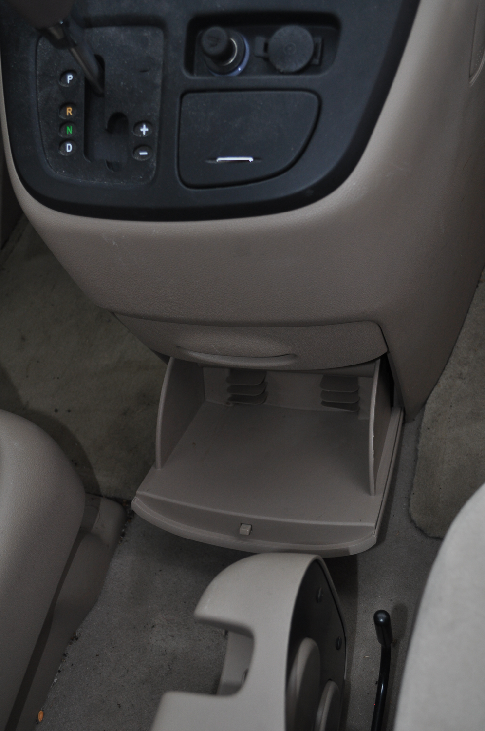 2007 Kia Sedona LX Minivan