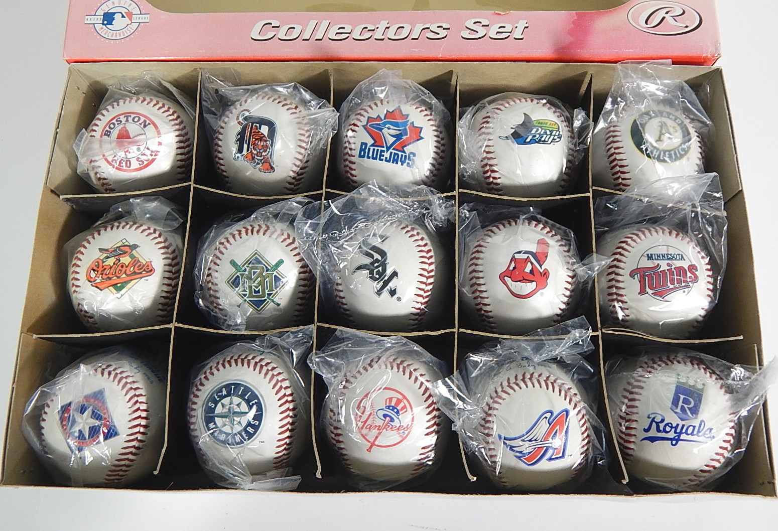 1997 Rawlings American League Team Replica Baseball Set