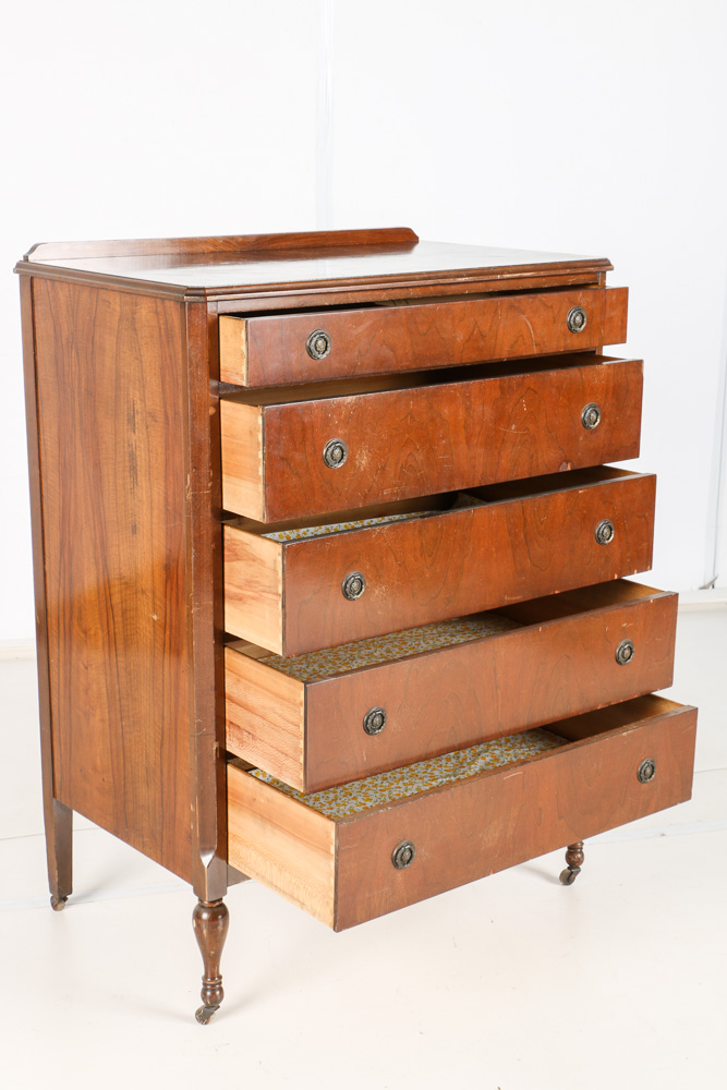 Vintage Chest of Drawers