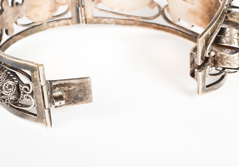 Sterling Silver Hinged Bracelet