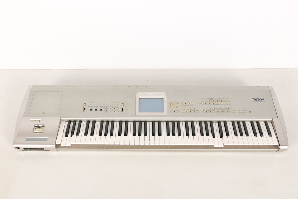 Korg Triton Studio Keyboard