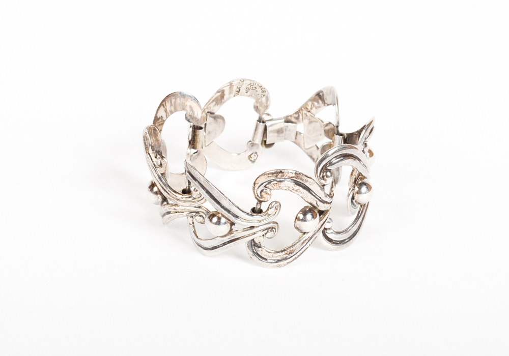 Sterling Silver Heart Shaped Link Bracelet