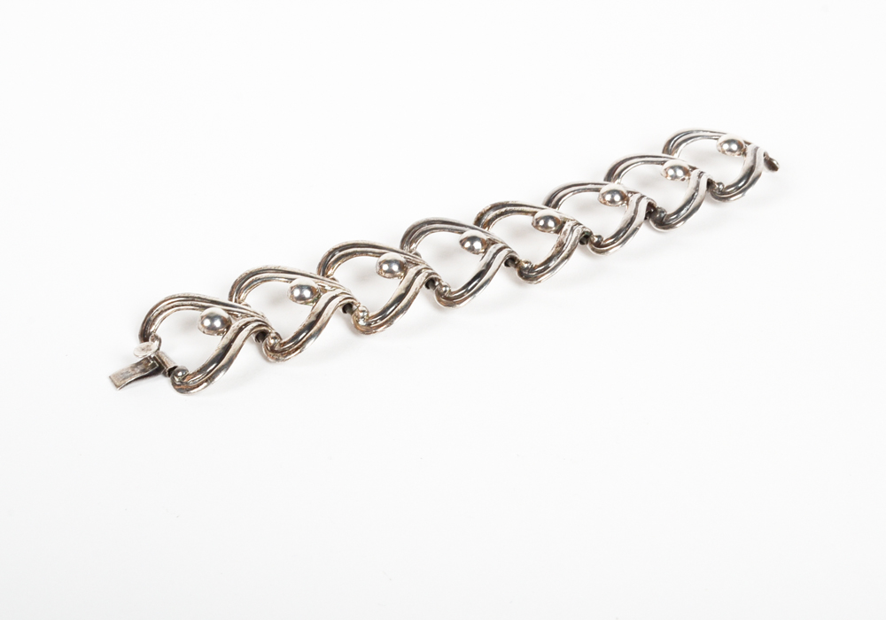 Sterling Silver Heart Shaped Link Bracelet