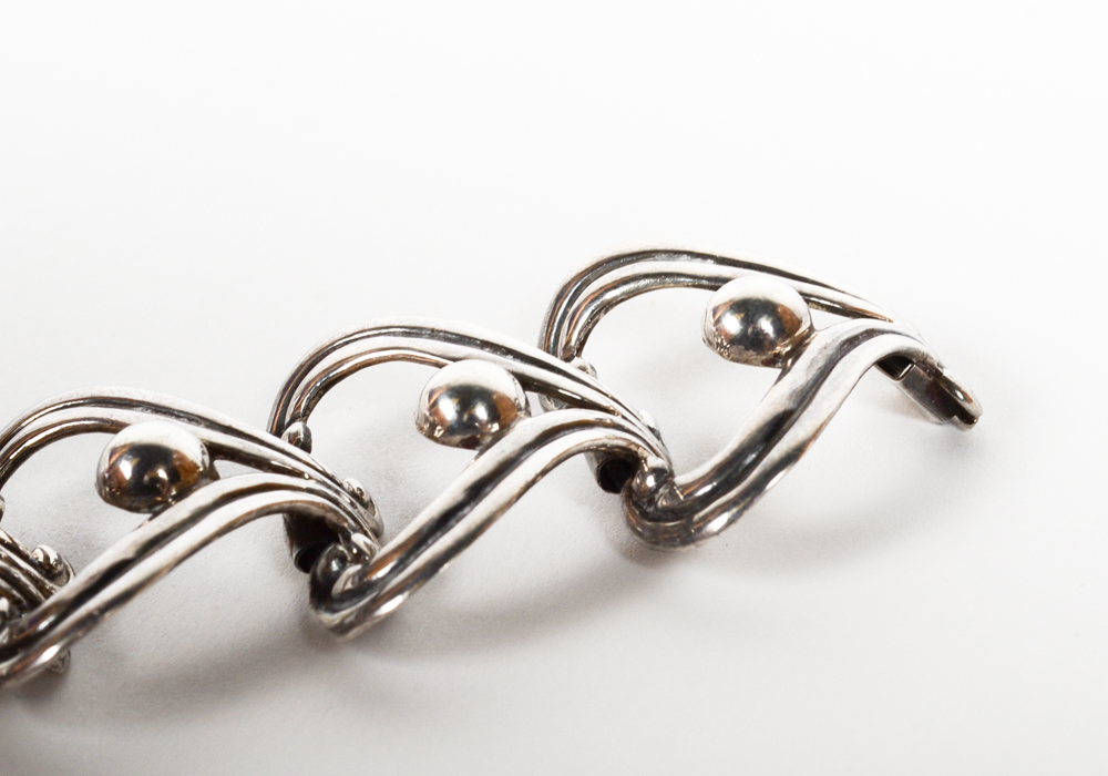 Sterling Silver Heart Shaped Link Bracelet