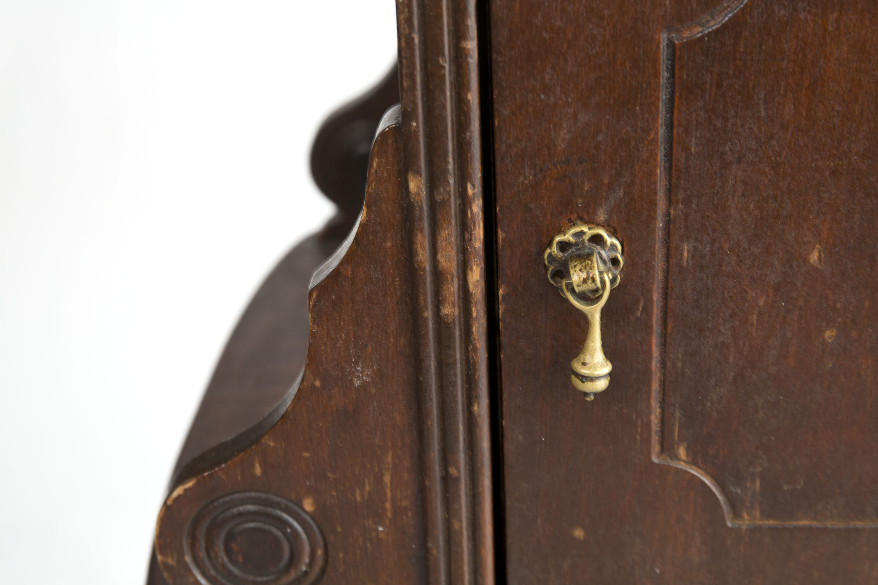 Early 20th Century Copper-Lined Smoking Stand