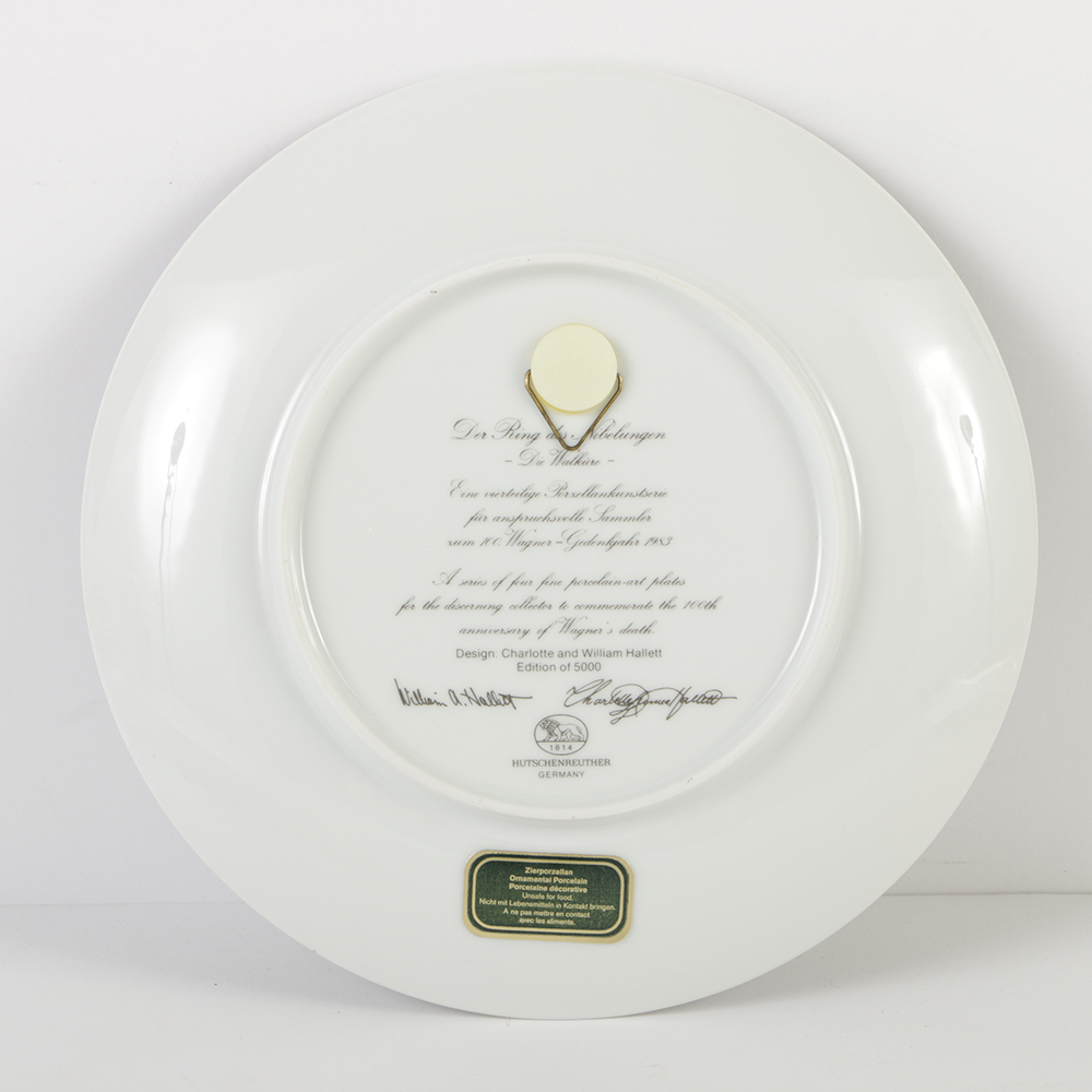 Vintage Hutschenreuther German Fine Porcelain Plate "Die Walküre" from the Series "Der Ring des Nibelungen"